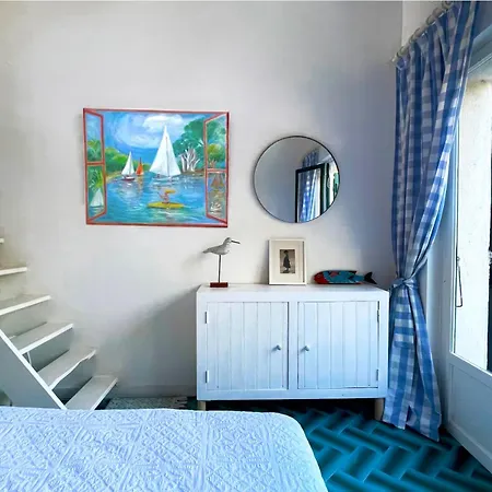 Semesterbostad San Ciprianu-lecci House, Seaside, 2