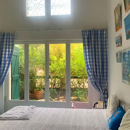 San Ciprianu-lecci House, Seaside, 2