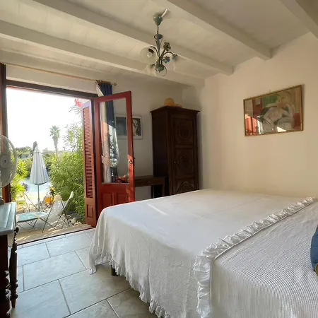 San Ciprianu-lecci House, Seaside, 2