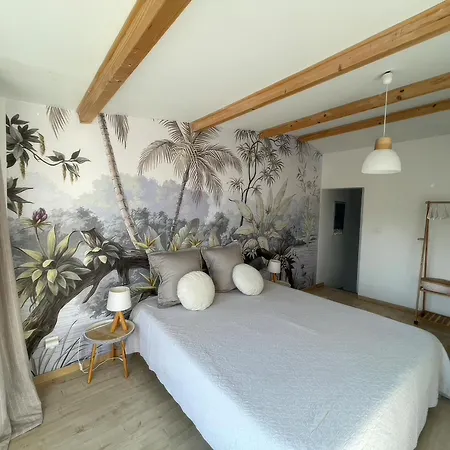 San Ciprianu-lecci House, Seaside, 2