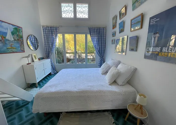 בית נופש San Ciprianu-lecci House, Seaside, 2